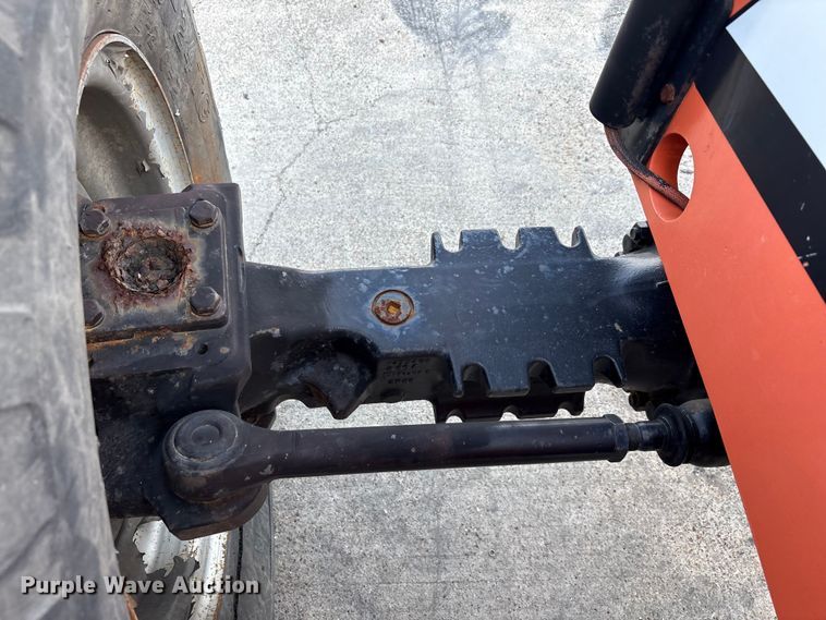 image for item EA7488 2008 JLG Skytrak 8042 telehandler