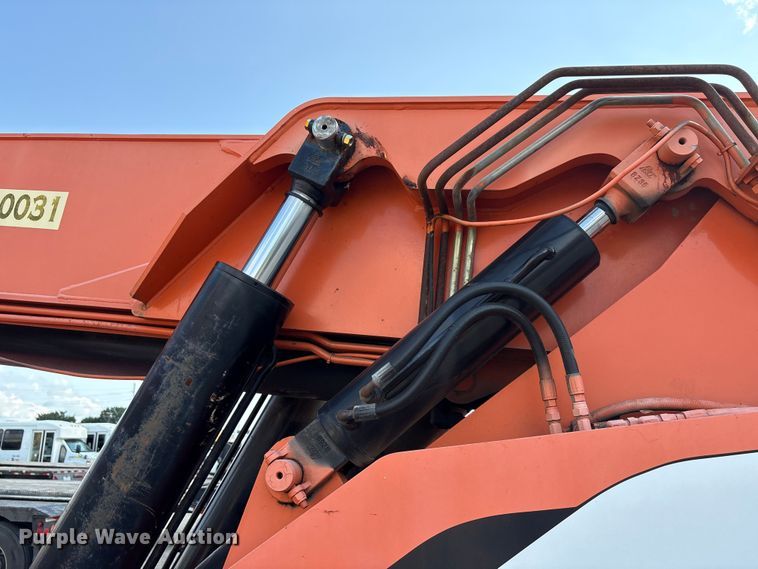 image for item EA7488 2008 JLG Skytrak 8042 telehandler