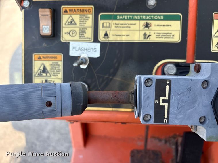 image for item EA7488 2008 JLG Skytrak 8042 telehandler