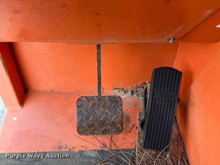 image for item EA7488 2008 JLG Skytrak 8042 telehandler