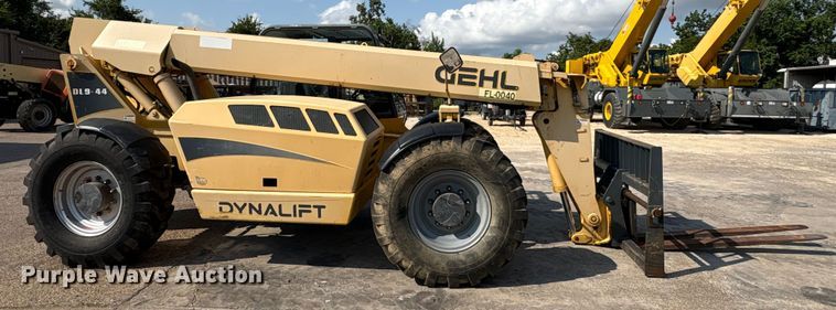 image for item EA7489 2007 Gehl DL944 telehandler