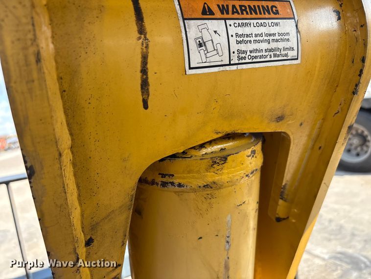 image for item EA7489 2007 Gehl DL944 telehandler