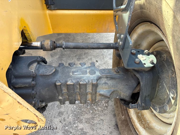 image for item EA7489 2007 Gehl DL944 telehandler