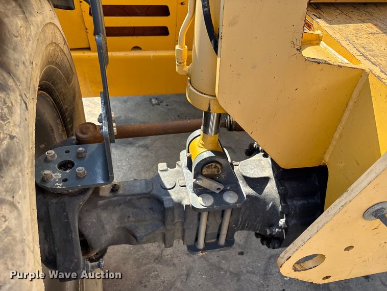 image for item EA7489 2007 Gehl DL944 telehandler