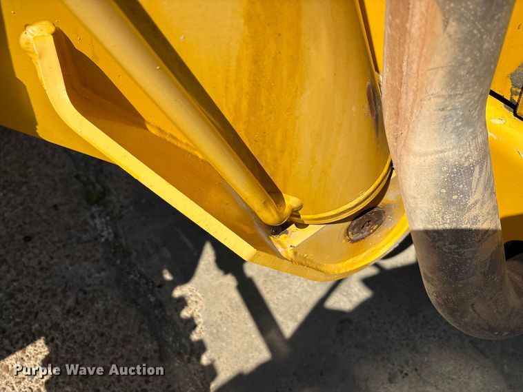 image for item EA7489 2007 Gehl DL944 telehandler