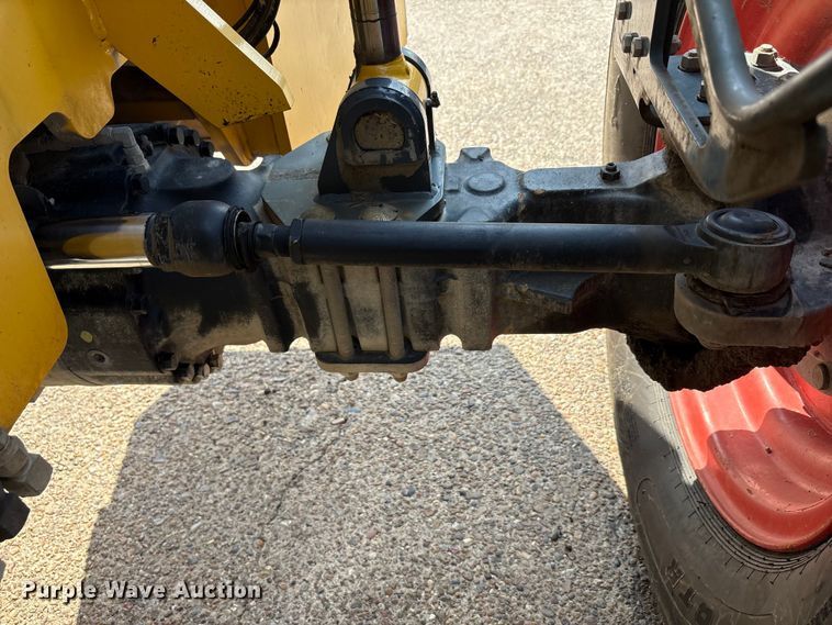 image for item EA7489 2007 Gehl DL944 telehandler