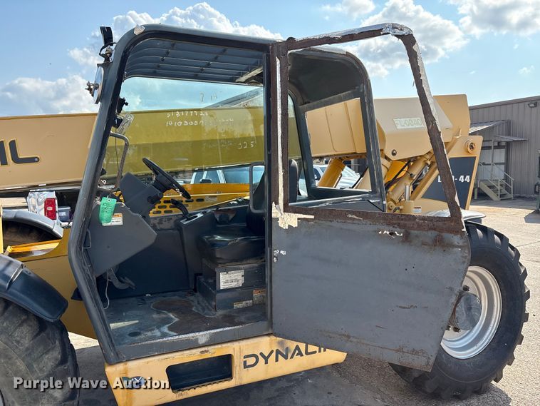 image for item EA7489 2007 Gehl DL944 telehandler