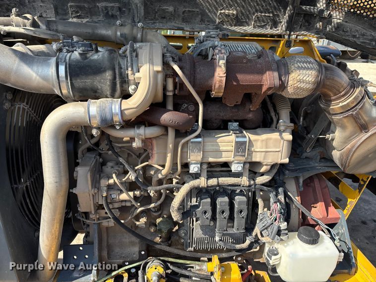 image for item EA7489 2007 Gehl DL944 telehandler