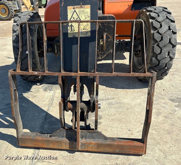 image for item EA7490 2013 JLG G9-43A telehandler