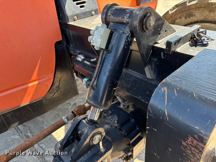 image for item EA7490 2013 JLG G9-43A telehandler
