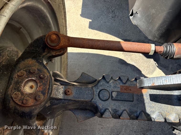 image for item EA7490 2013 JLG G9-43A telehandler