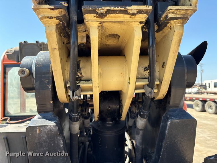 image for item EA7490 2013 JLG G9-43A telehandler