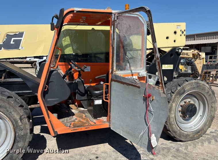 image for item EA7490 2013 JLG G9-43A telehandler