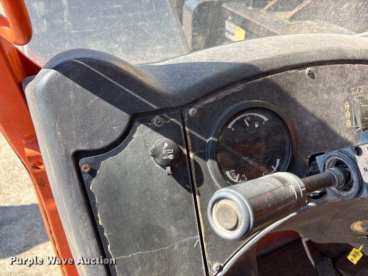 image for item EA7490 2013 JLG G9-43A telehandler