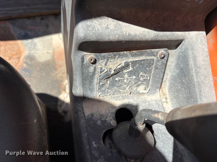 image for item EA7490 2013 JLG G9-43A telehandler