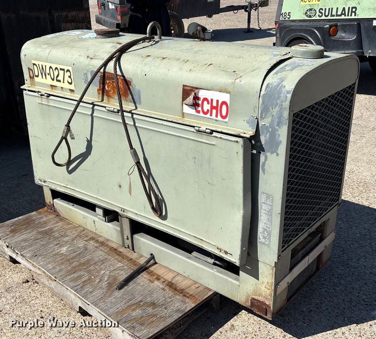 image for item EA7491 Lincoln Electric Classic 300D welder