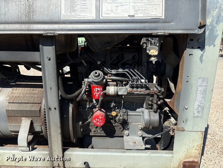 image for item EA7491 Lincoln Electric Classic 300D welder