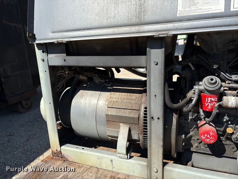 image for item EA7491 Lincoln Electric Classic 300D welder