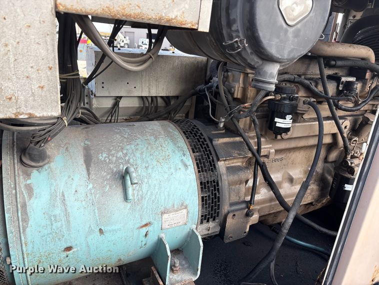 image for item EA7492 MQ Power Corp Whisperwatt 100 generator