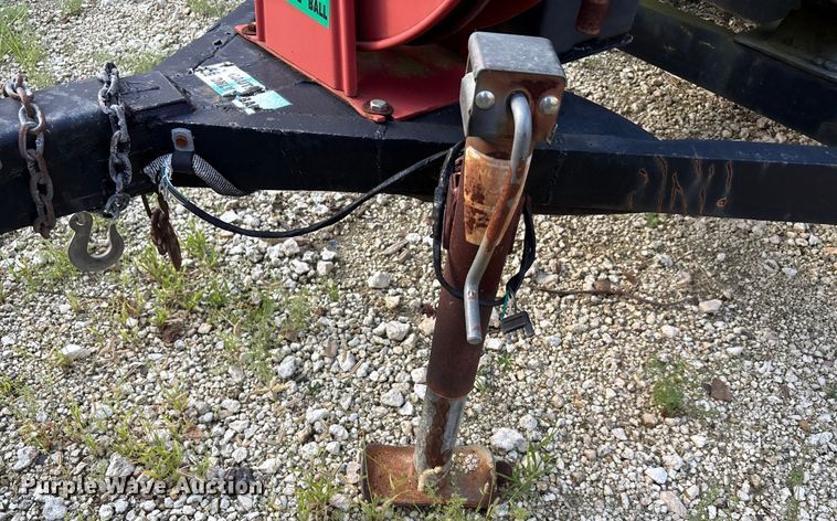 image for item EA7493 Miller Bobcat 225 NT welder