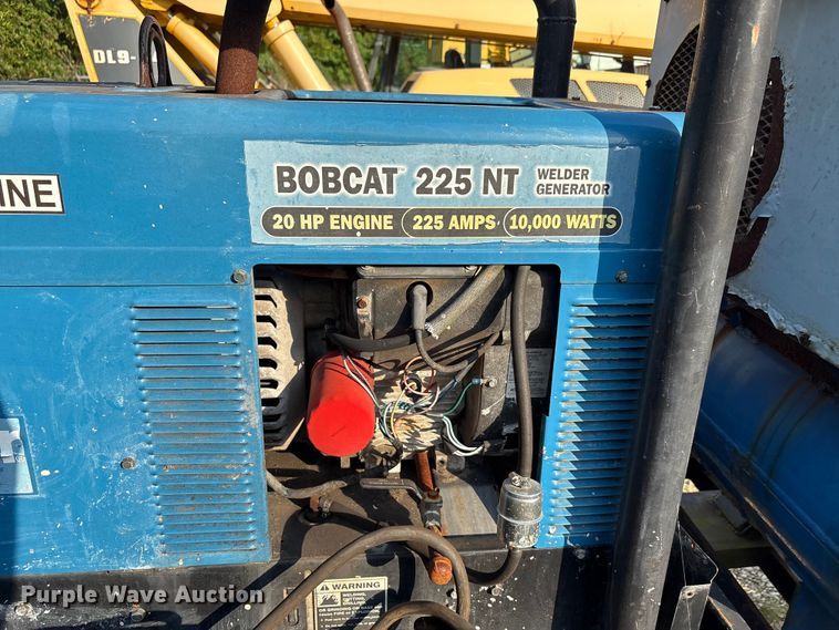 image for item EA7493 Miller Bobcat 225 NT welder