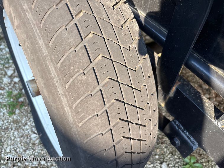 image for item EA7493 Miller Bobcat 225 NT welder