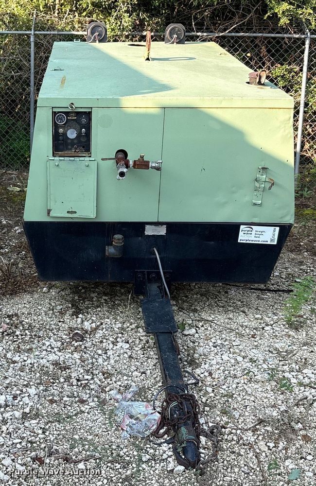 image for item EA7494 Sullair 185DPQ-JDD air compressor