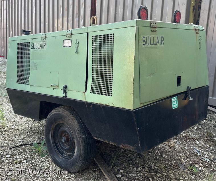 image for item EA7494 Sullair 185DPQ-JDD air compressor