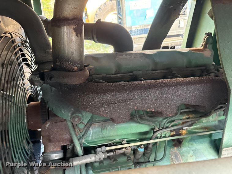 image for item EA7494 Sullair 185DPQ-JDD air compressor