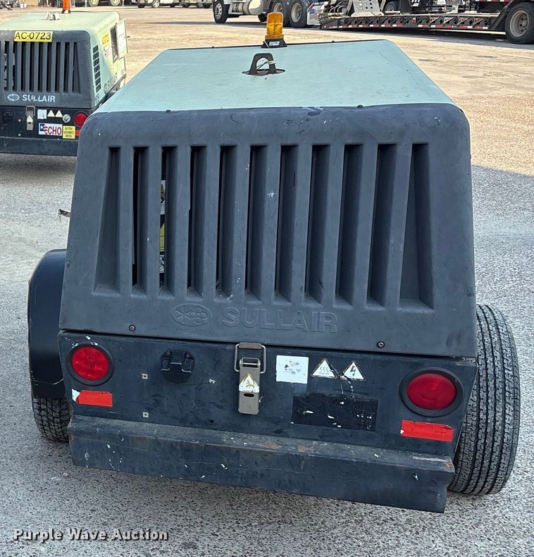 image for item EA7496 Sullair 185DPQ CA3 air compressor