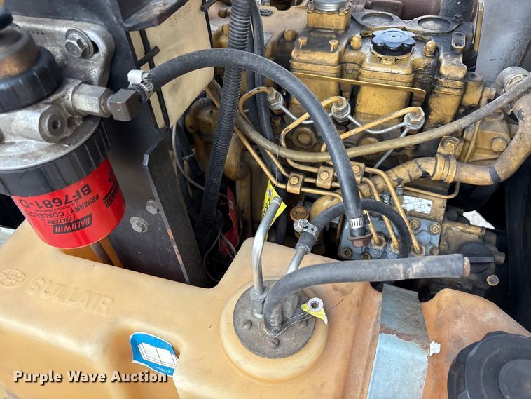 image for item EA7496 Sullair 185DPQ CA3 air compressor