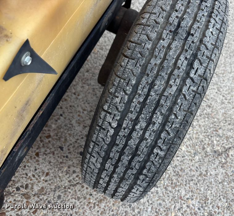 image for item EA7496 Sullair 185DPQ CA3 air compressor