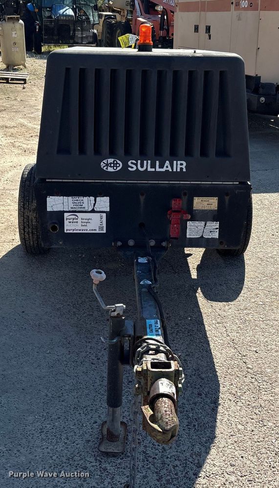 image for item EA7497 Sullair 185DPQ JD2 air compressor