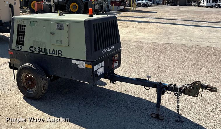 image for item EA7497 Sullair 185DPQ JD2 air compressor