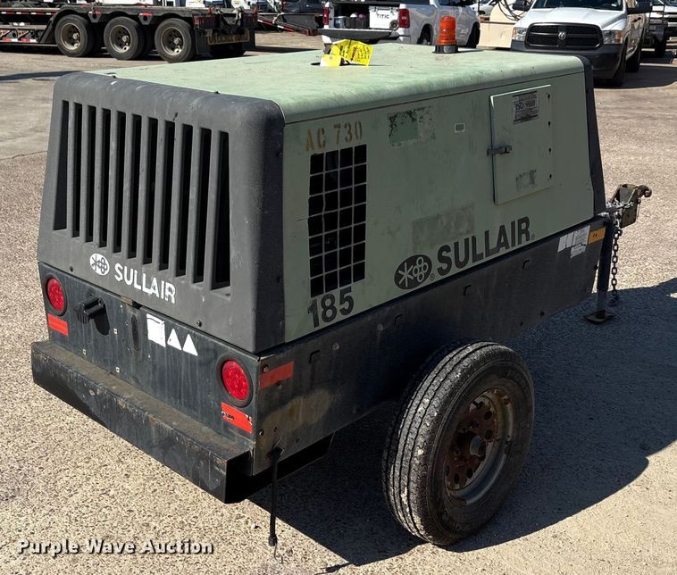 image for item EA7497 Sullair 185DPQ JD2 air compressor