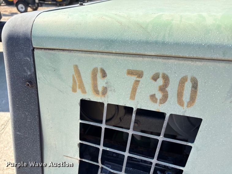 image for item EA7497 Sullair 185DPQ JD2 air compressor