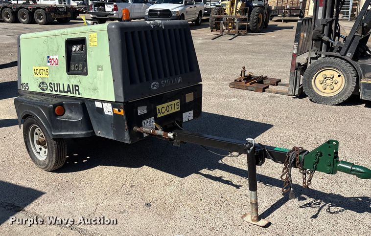 image for item EA7498 Sullair 185 air compressor
