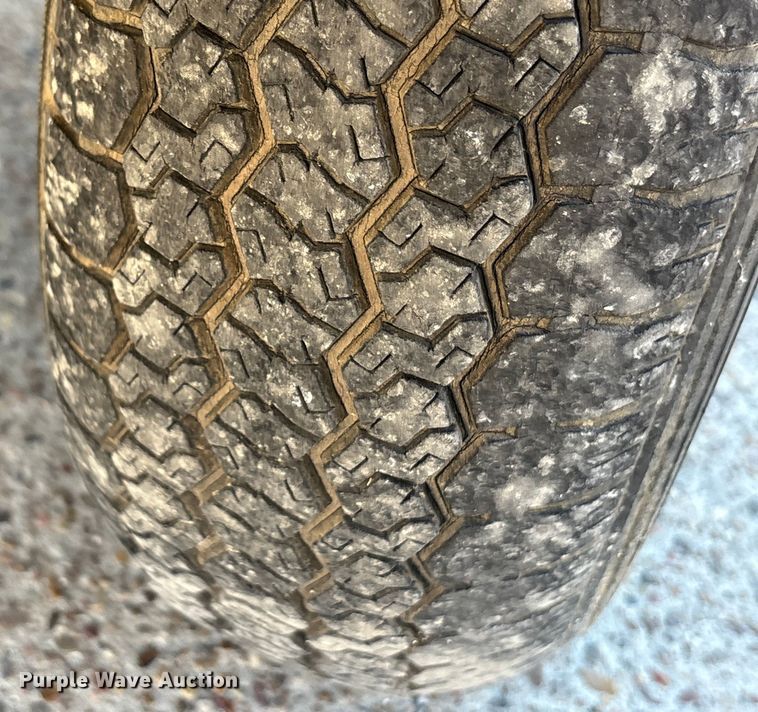 image for item EA7498 Sullair 185 air compressor