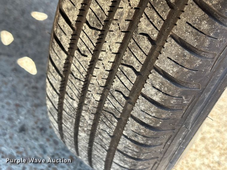 image for item EA7498 Sullair 185 air compressor