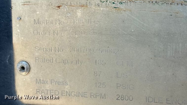 image for item EA7498 Sullair 185 air compressor