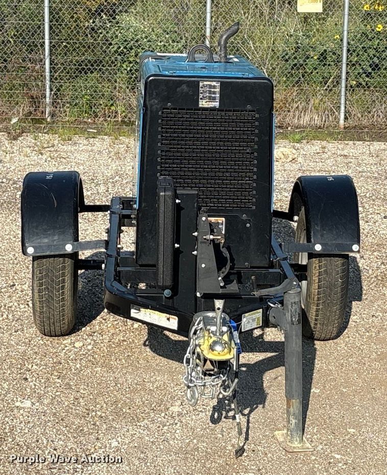image for item EA7499 2020 Miller Trailblazer 325 welder/generator