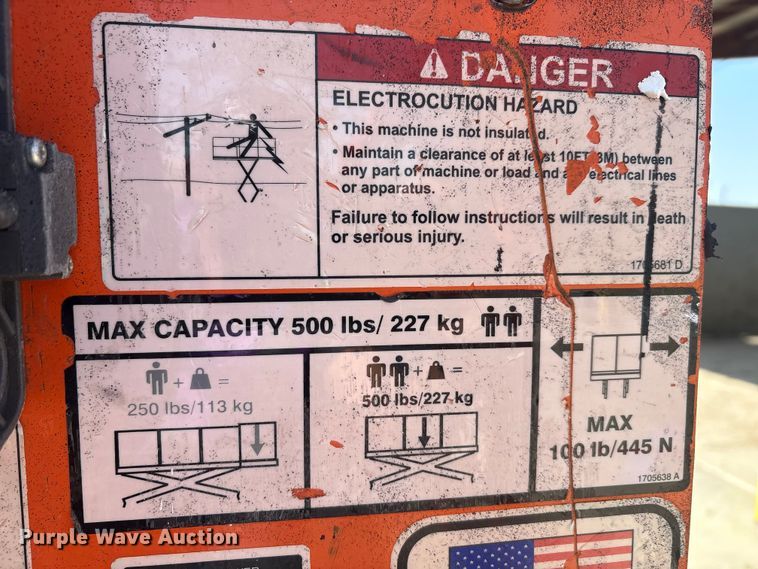 image for item EA7500 2011 JLG 1930ES scissor lift