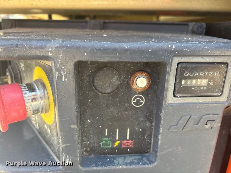 image for item EA7500 2011 JLG 1930ES scissor lift