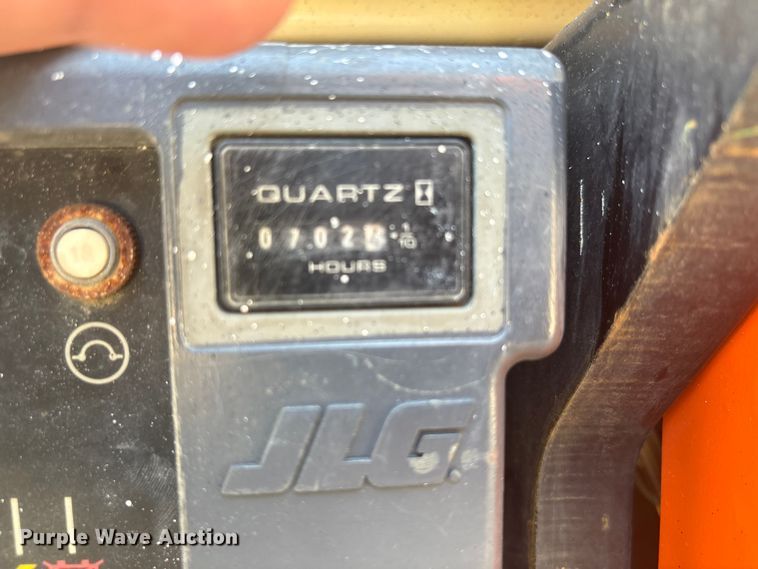 image for item EA7500 2011 JLG 1930ES scissor lift