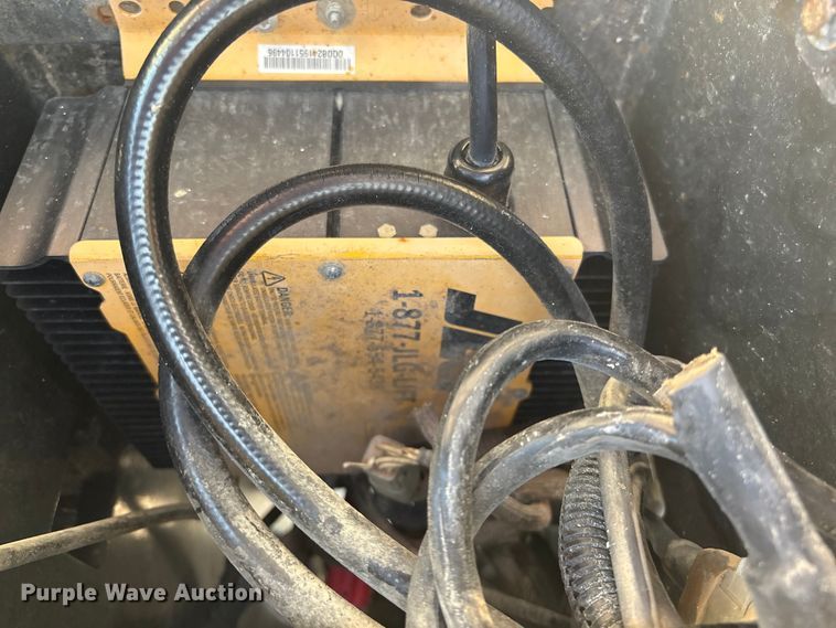 image for item EA7500 2011 JLG 1930ES scissor lift