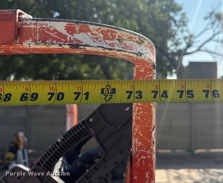 image for item EA7500 2011 JLG 1930ES scissor lift