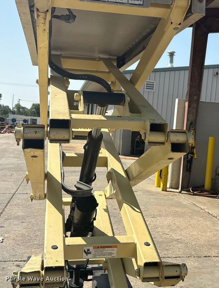 image for item EA7500 2011 JLG 1930ES scissor lift