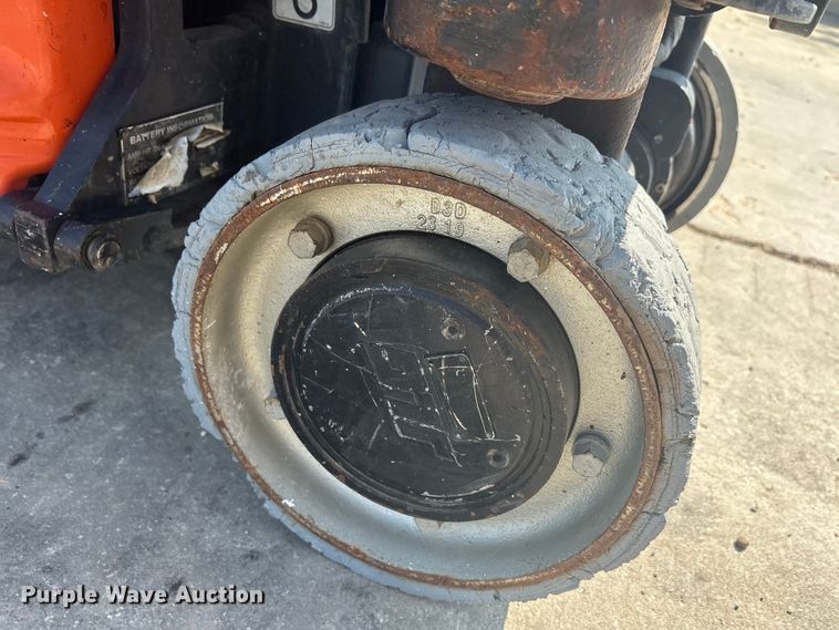 image for item EA7500 2011 JLG 1930ES scissor lift