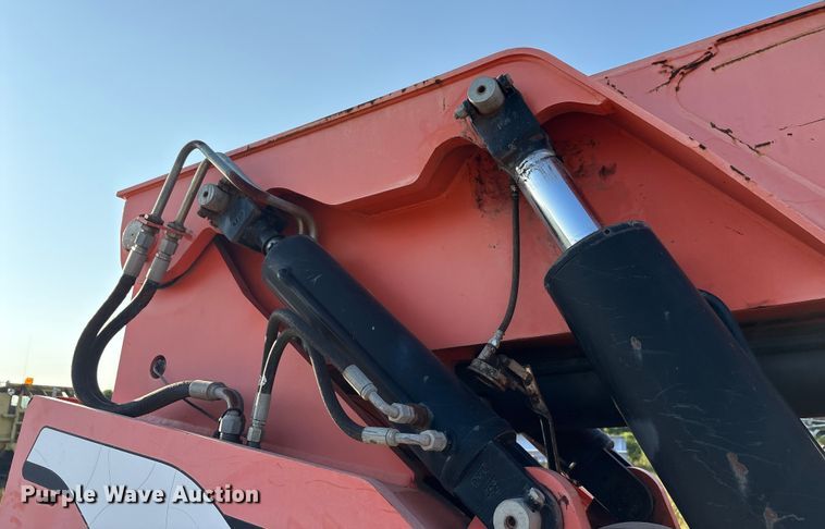 image for item EA7501 2007 JLG Sky trak 10054 telehandler