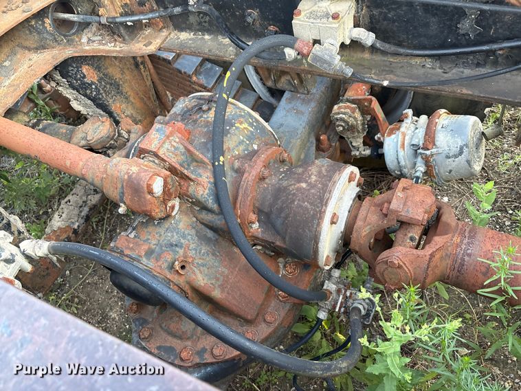 image for item EA7502 1979 Mack winch truck